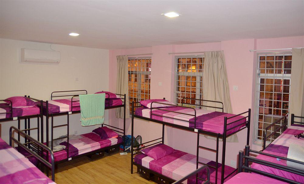 Raizzy'S Guesthouse Kuala Lumpur Exteriör bild