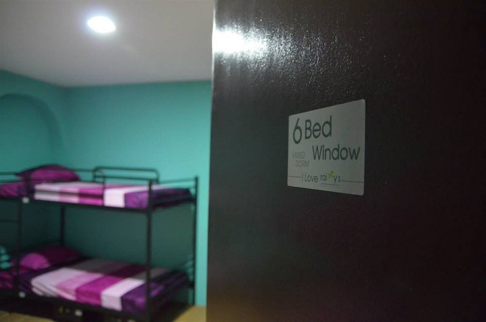 Raizzy'S Guesthouse Kuala Lumpur Exteriör bild